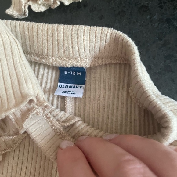 Old Navy Retro Style Velour Outfit Size 6-12 Months - Picture 5 of 8